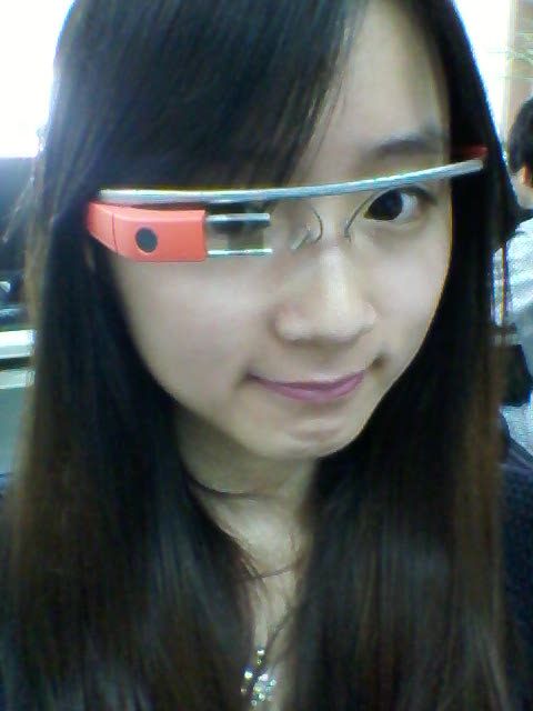裸眼穿戴 Google Glass